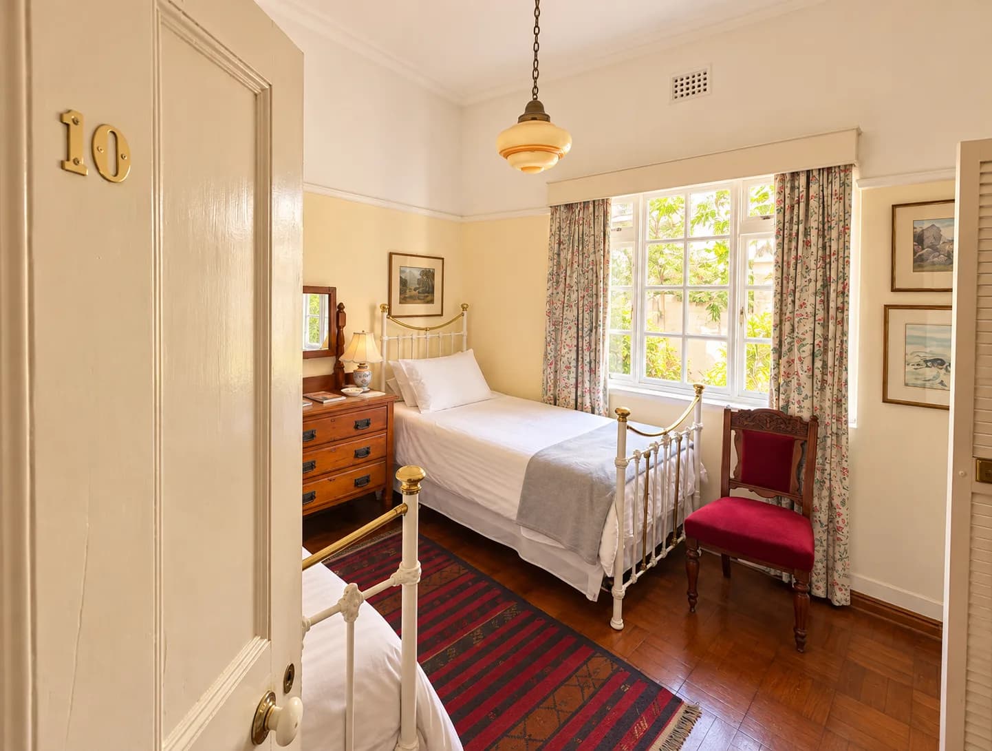 Room 10 — Double Room with 2 Single beds at Stonehurst Guest House