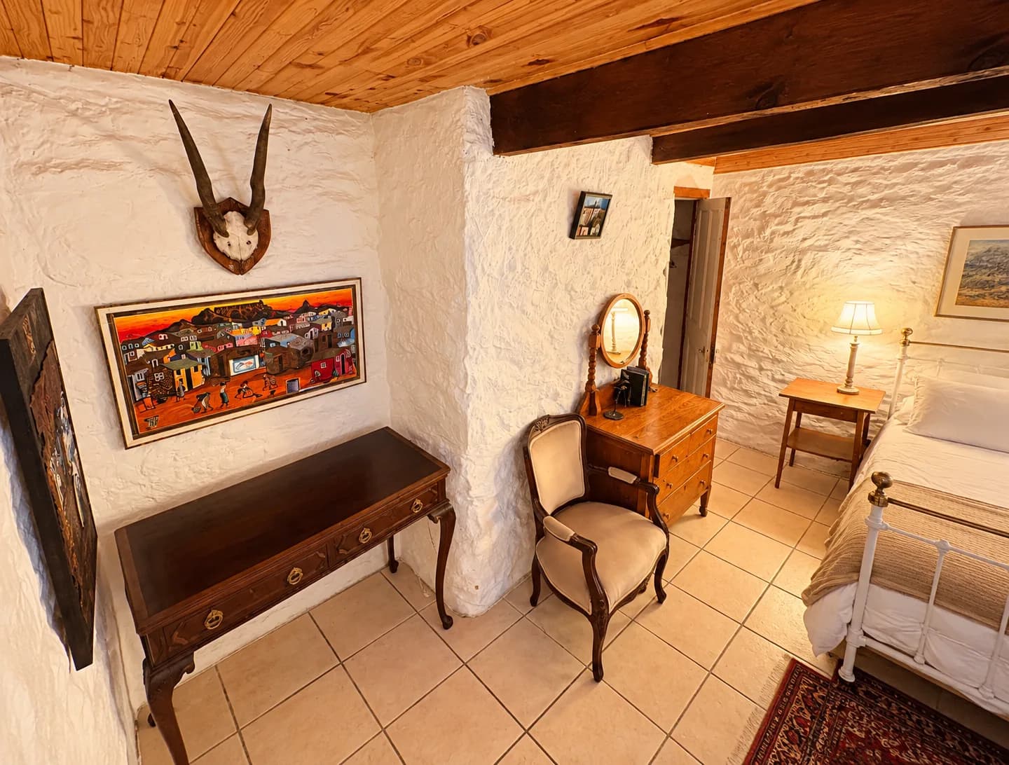 Room 2 thumbnail 5